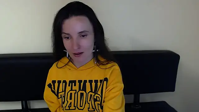 Snapshot of LaimaV_ chatting on 05-22-26, 08:58 LaimaV online show from 05-22-26, 08:58