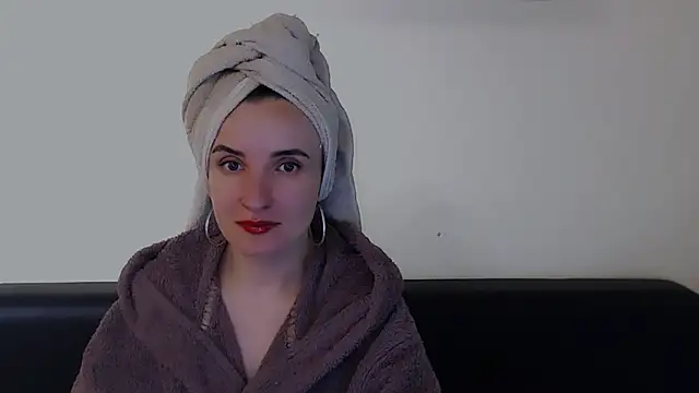 Snapshot of LaimaV_ chatting on 05-31-26, 03:30 LaimaV online show from 05-31-26, 03:30