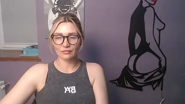 Snapshot of _sexy_lady chatting on 06-03-26, 01:03 sexy lady online show from 06-03-26, 01:03