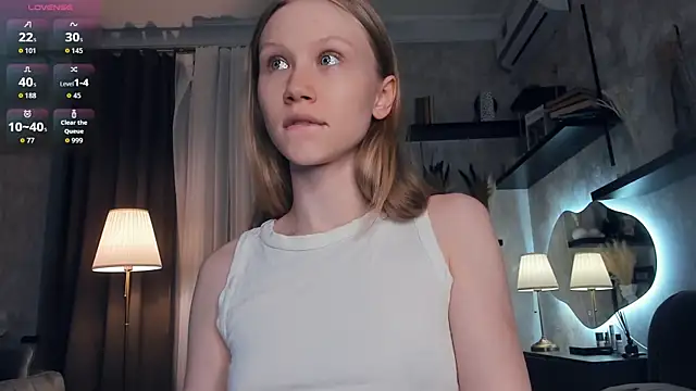 AnitaaClark online show from 10-06-25, 07:33