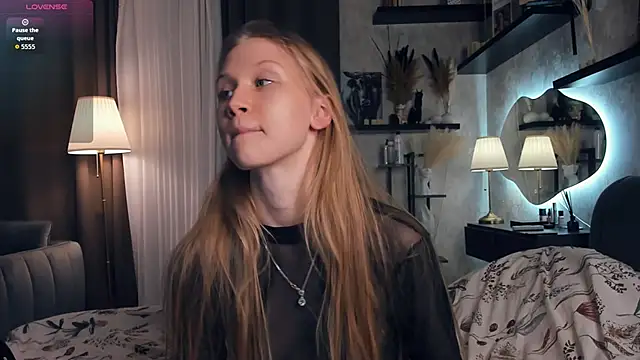 AnitaaClark online show from 10-12-25, 08:08