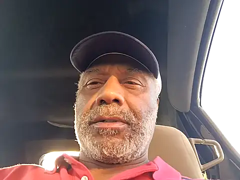 Snapshot of yasohw chatting on 02-05-25, 11:06 yasohw online show from 02-05-25, 11:06