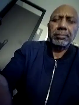 Snapshot of yasohw chatting on 11-02-25, 12:57 yasohw online show from 11-02-25, 12:57