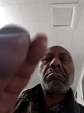 Snapshot of yasohw chatting on 12-01-25, 03:22 yasohw online show from 12-01-25, 03:22