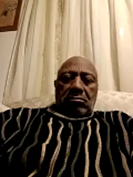 Snapshot of yasohw chatting on 12-15-25, 12:31 yasohw online show from 12-15-25, 12:31