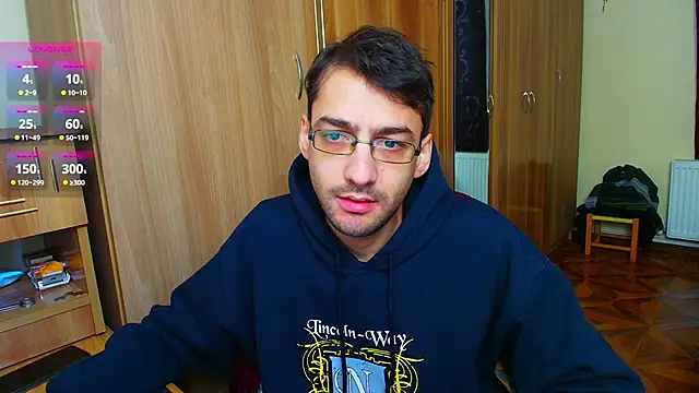 Snapshot of HungEddy chatting on 01-15-25, 02:46 HungEddy online show from 01-15-25, 02:46