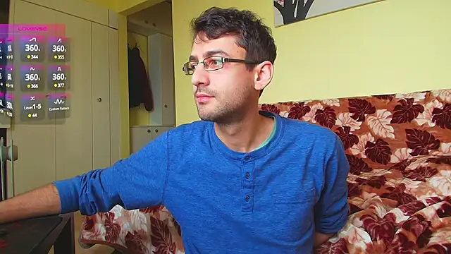 Snapshot of HungEddy chatting on 02-27-25, 02:54 HungEddy online show from 02-27-25, 02:54