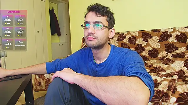 Snapshot of HungEddy chatting on 02-27-25, 05:58 HungEddy online show from 02-27-25, 05:58