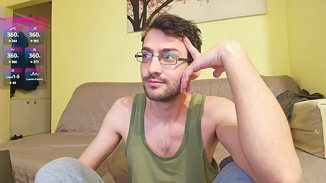 Snapshot of HungEddy chatting on 03-17-25, 10:38 HungEddy online show from 03-17-25, 10:38