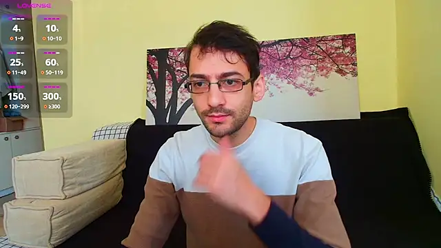 Snapshot of HungEddy chatting on 11-26-25, 10:27 HungEddy online show from 11-26-25, 10:27