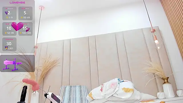 SabrinaAlcantara1 online show from 12-26-24, 05:15