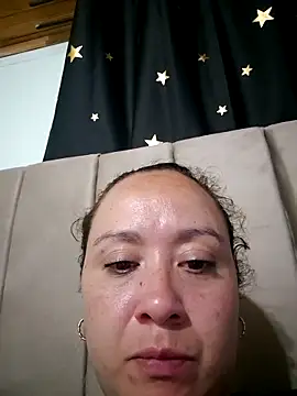 Snapshot of RenataSexy_ chatting on 05-14-26, 01:23 RenataSexy online show from 05-14-26, 01:23