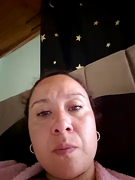 Snapshot of RenataSexy_ chatting on 05-14-26, 06:15 RenataSexy online show from 05-14-26, 06:15