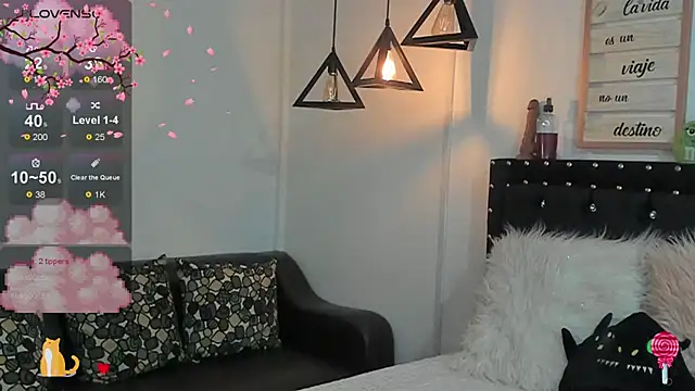 Snapshot of meow_mota chatting on 03-08-25, 02:23 meow mota online show from 03-08-25, 02:23