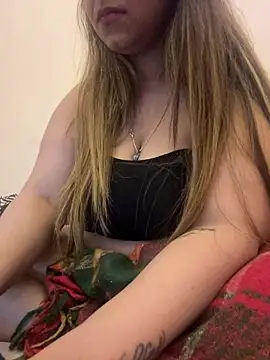 Snapshot of maskinamy chatting on 12-22-24, 12:07 maskinamy online show from 12-22-24, 12:07