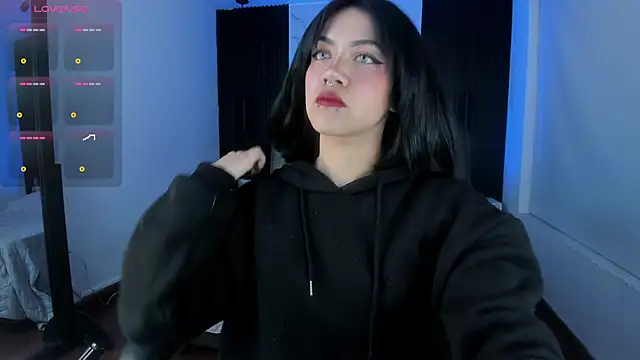 Snapshot of Gianna_foxy chatting on 12-04-24, 05:16 Gianna foxy online show from 12-04-24, 05:16