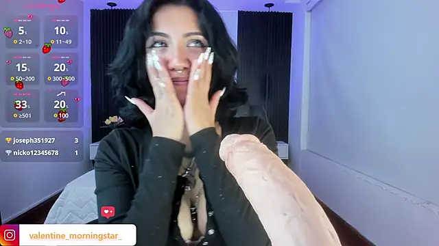 Snapshot of Gianna_foxy chatting on 12-29-24, 06:45 Gianna foxy online show from 12-29-24, 06:45