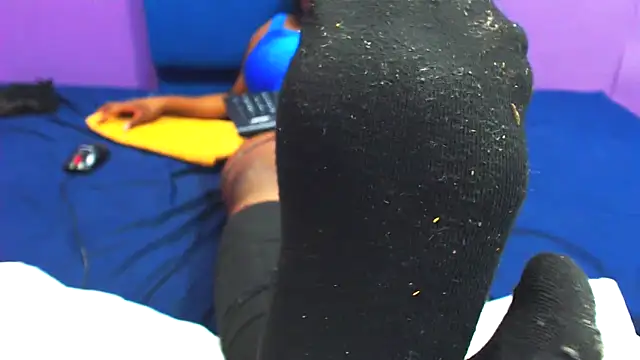 DARKGIANTMELANIN online show from 03-18-25, 08:37