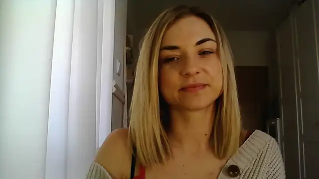 Snapshot of ashley_xlove chatting on 01-24-25, 10:43 ashley xlove online show from 01-24-25, 10:43