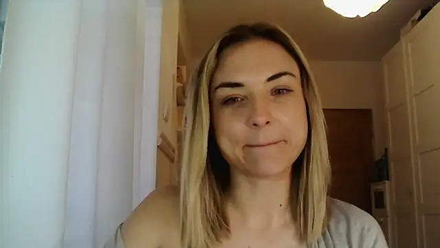 Snapshot of ashley_xlove chatting on 01-27-25, 02:46 ashley xlove online show from 01-27-25, 02:46