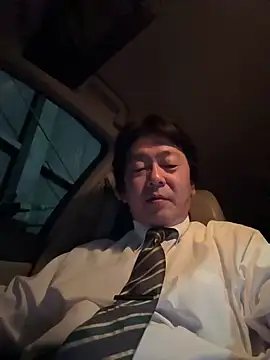 Snapshot of SaneService9 chatting on 12-20-25, 08:27 SaneService9 online show from 12-20-25, 08:27