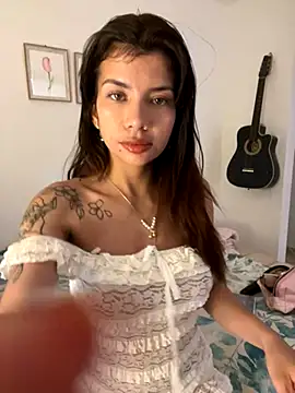 Snapshot of adop_me__ chatting on 09-26-25, 09:52 adop me online show from 09-26-25, 09:52