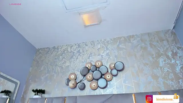 Snapshot of KimDevinne chatting on 09-24-25, 03:10 KimDevinne online show from 09-24-25, 03:10