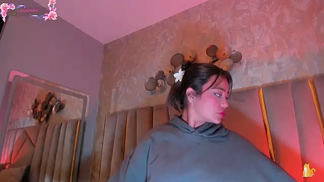 KimDevinne online show from 02-19-26, 03:02