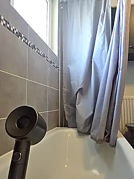 SpottedMulatto online show from 04-26-26, 12:14