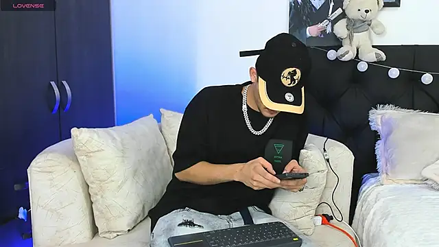 PhilipRich online show from 01-10-25, 07:54