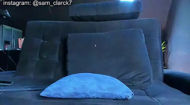 Snapshot of Sam_clarck chatting on 03-10-25, 04:25 Sam clarck online show from 03-10-25, 04:25