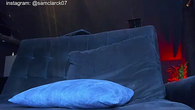 Snapshot of Sam_clarck chatting on 10-03-25, 02:52 Sam clarck online show from 10-03-25, 02:52