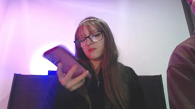 Aurora blossom   online show from 12-03-25, 08:51