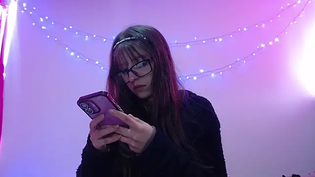 Aurora blossom   online show from 12-16-25, 08:14