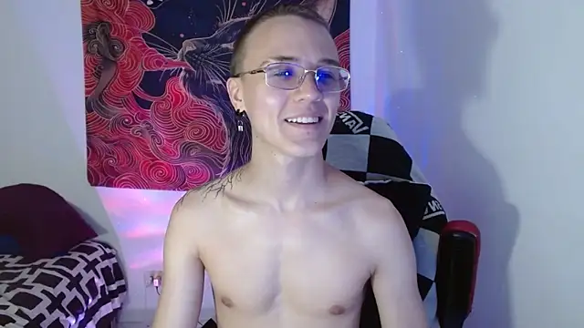 Snapshot of Im_Oliverpark chatting on 10-09-25, 11:03 Im Oliverpark online show from 10-09-25, 11:03