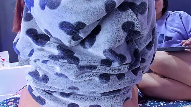 Snapshot of Luci_And_Sofi chatting on 02-23-25, 12:59 Luci And Sofi online show from 02-23-25, 12:59