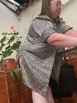 Chloee ep online show from 12-11-24, 10:38