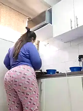 Chloee ep online show from 02-08-25, 06:55