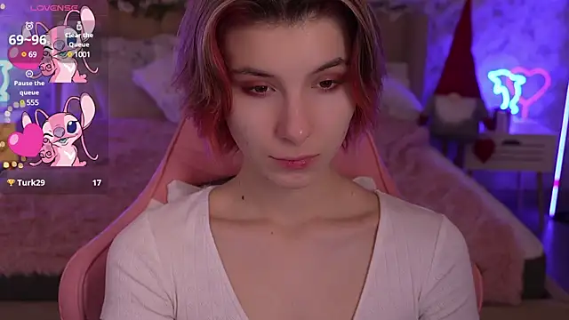 HaylaAmber online show from 01-04-25, 12:49