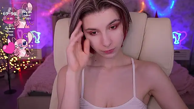 HaylaAmber online show from 01-27-25, 08:17