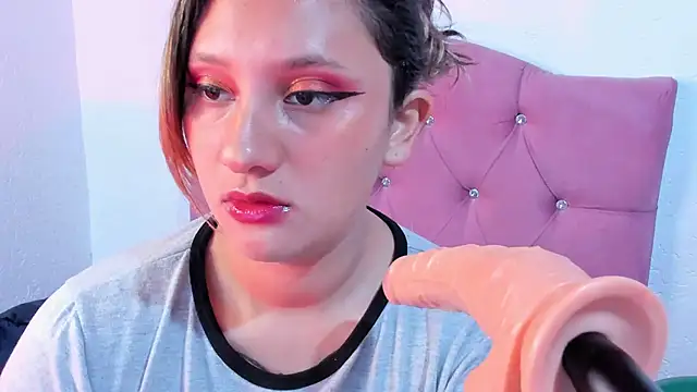 Mila nixon02 online show from 03-15-25, 02:45