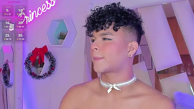 Snapshot of EthanCollens chatting on 12-26-24, 09:37 EthanCollens online show from 12-26-24, 09:37