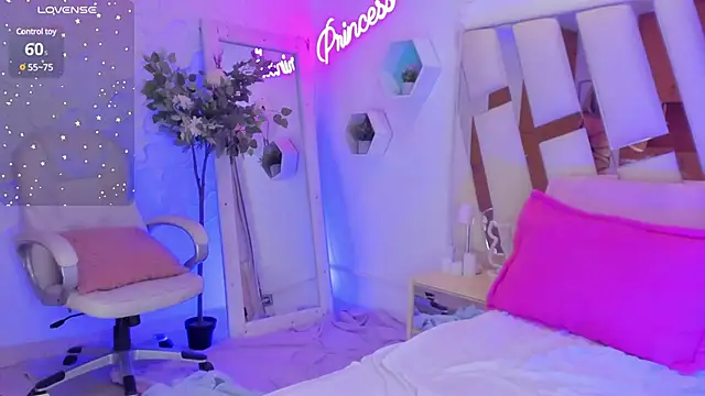 Snapshot of EthanCollens chatting on 03-07-25, 10:32 EthanCollens online show from 03-07-25, 10:32