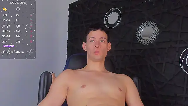 JadeSmiith  online show from 01-15-25, 09:20