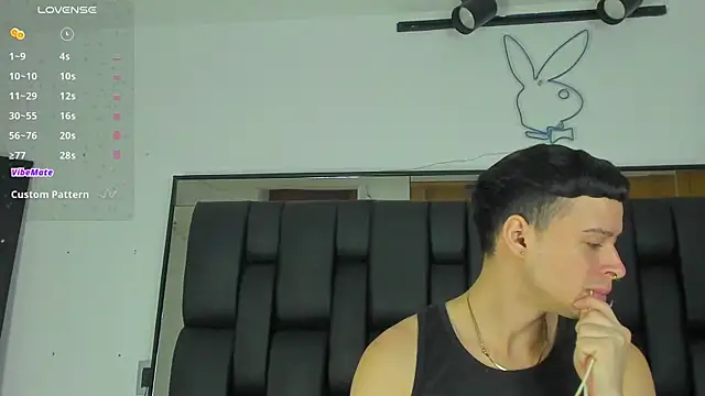 JadeSmiith  online show from 02-22-25, 10:09