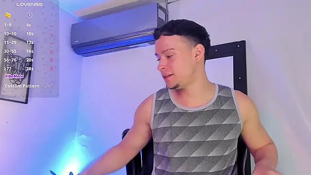 JadeSmiith  online show from 03-05-25, 09:59