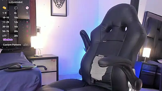 JadeSmiith  online show from 03-14-25, 09:43