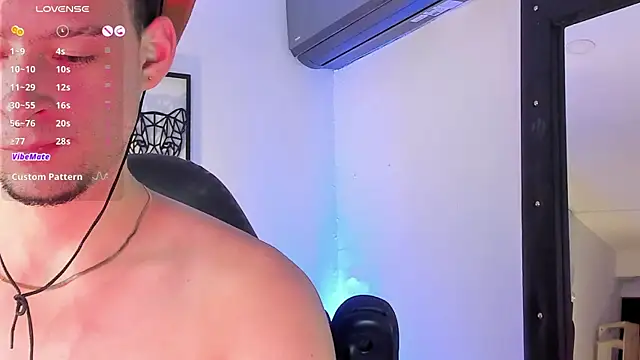 JadeSmiith  online show from 03-15-25, 12:47