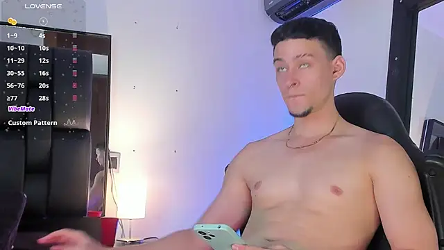 JadeSmiith  online show from 03-19-25, 10:09