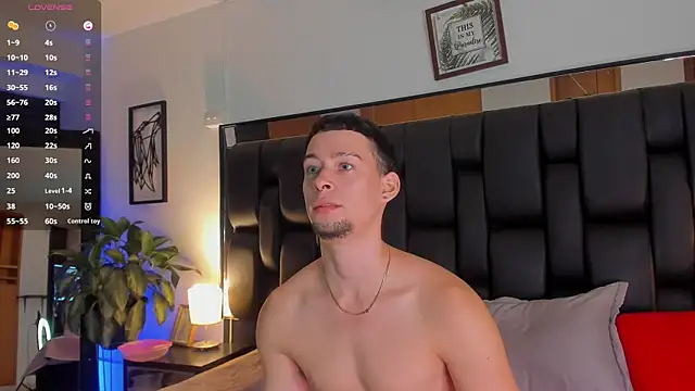 JadeSmiith  online show from 09-18-25, 10:56